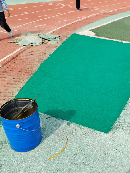 昌都球场翻新修补改造专项服务介绍